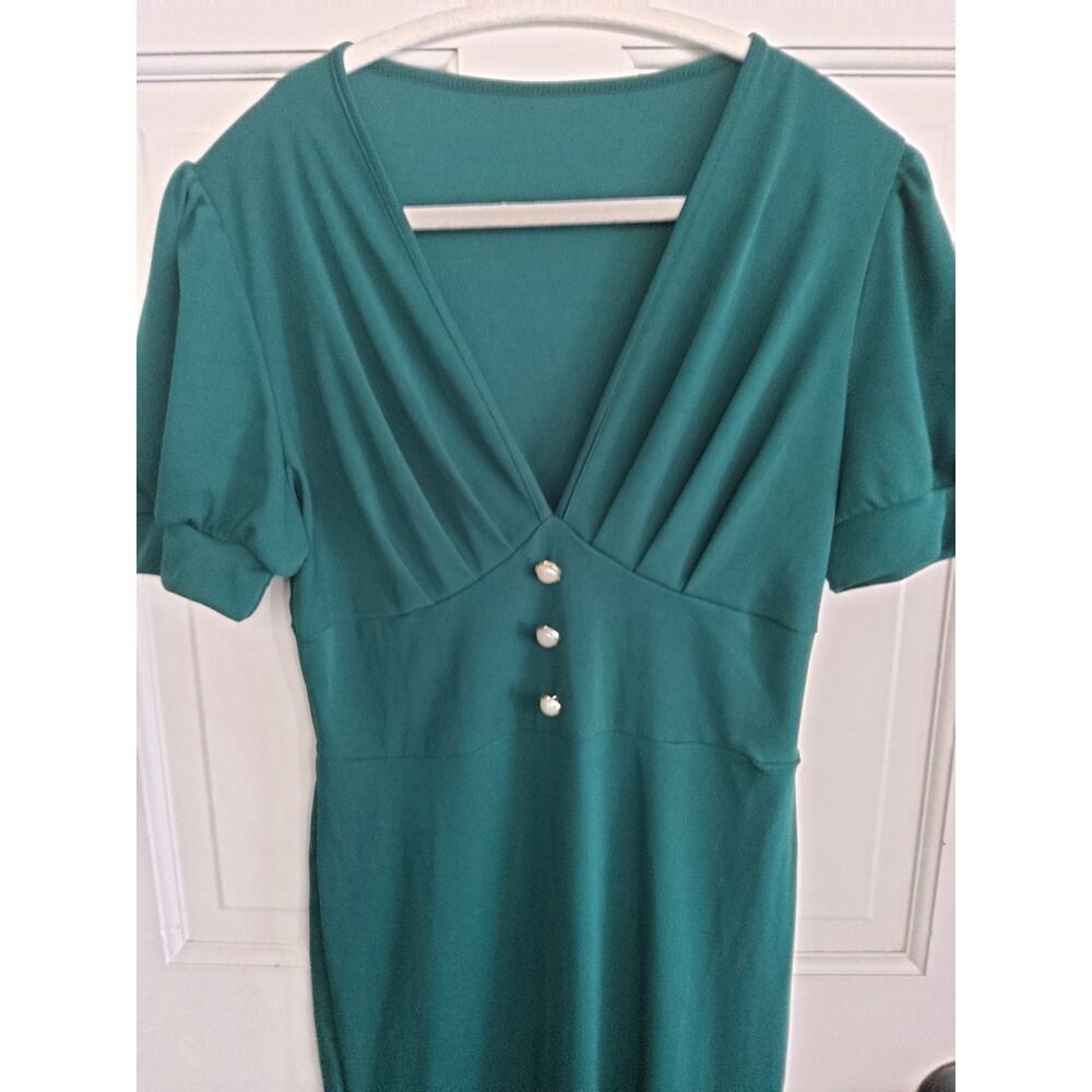 Retro glam emerald green pin up dress Sz S pleated faux pearl puff milk maid - Picture 3 of 6